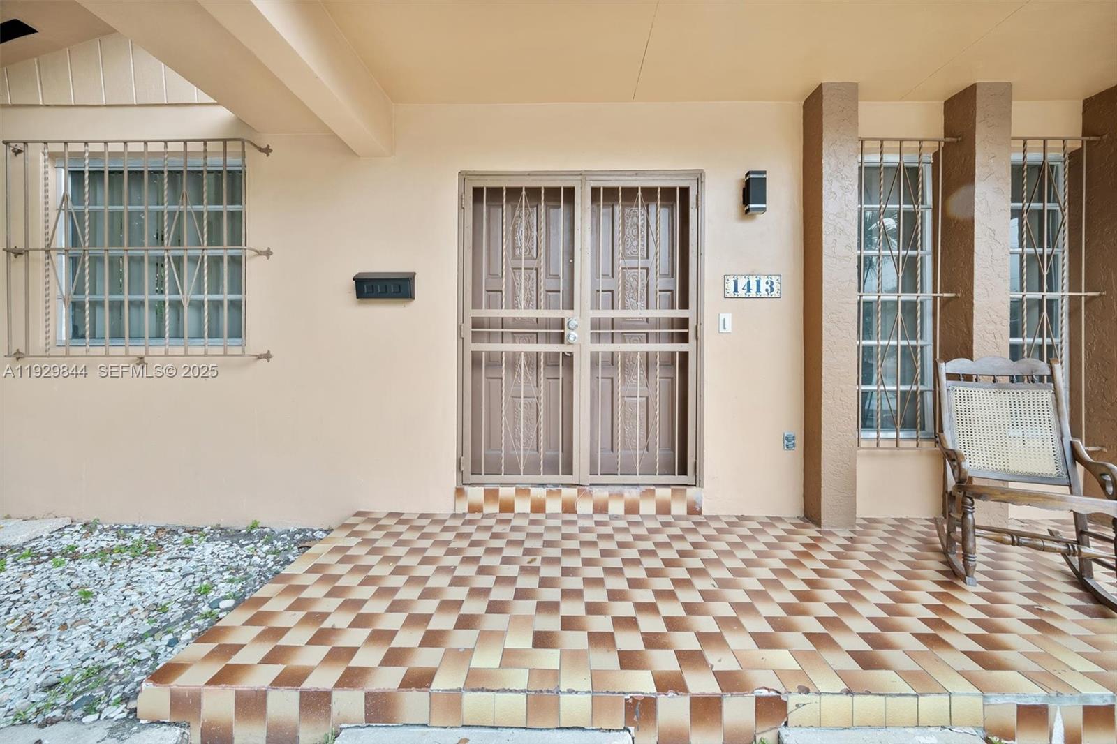 AMD PLAT ADELE HEIGHTS - Residential Lease