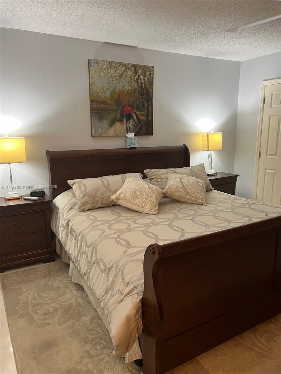 GREENS OF INVERRARY PHASE - Residential