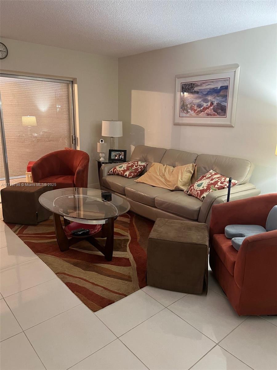 GREENS OF INVERRARY PHASE - Residential