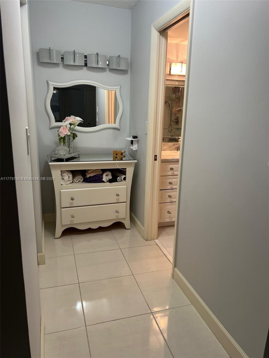 GREENS OF INVERRARY PHASE - Residential