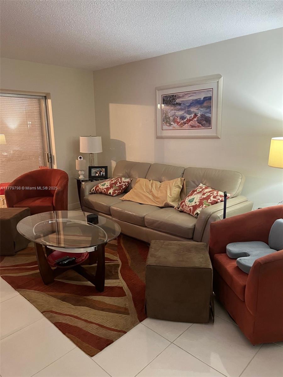 GREENS OF INVERRARY PHASE - Residential