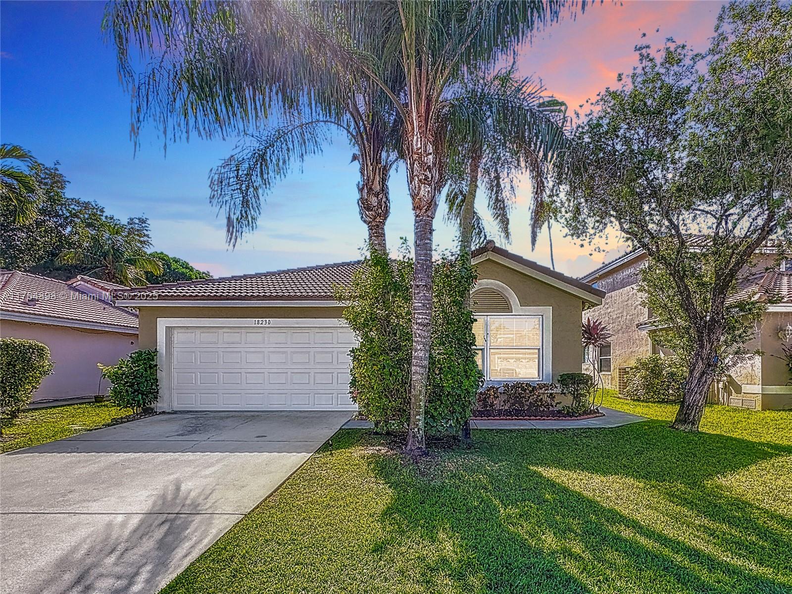 18230 Nw 19th St, Pembroke Pines, Miami-Dade County, Florida - 4 Bedrooms  
2 Bathrooms - 