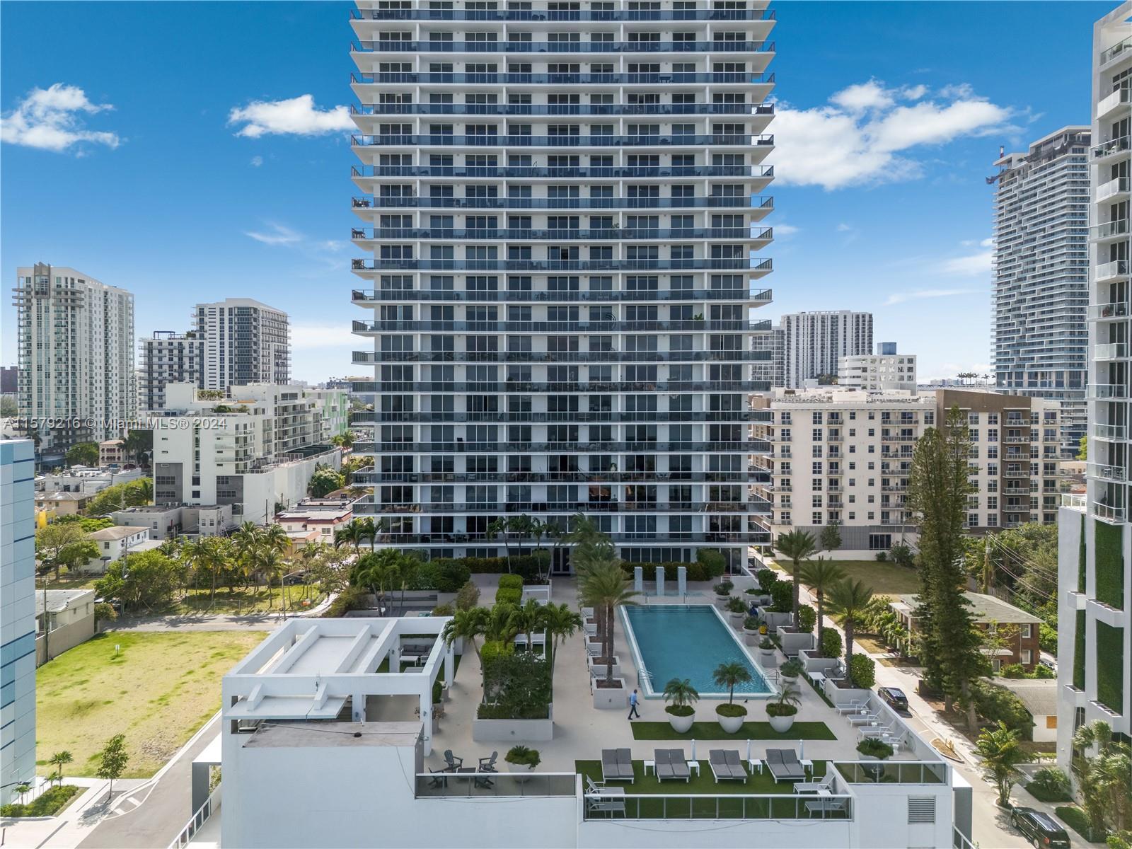 BAY HOUSE MIAMI - Residential