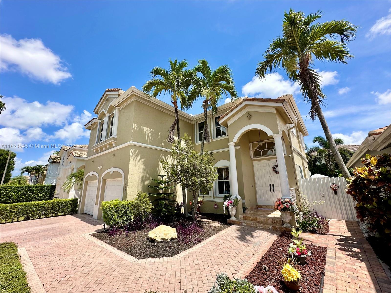 11360 NW 48th Ter, Doral, FL, 33178/$950,000 1 11360 NW 48th Ter
