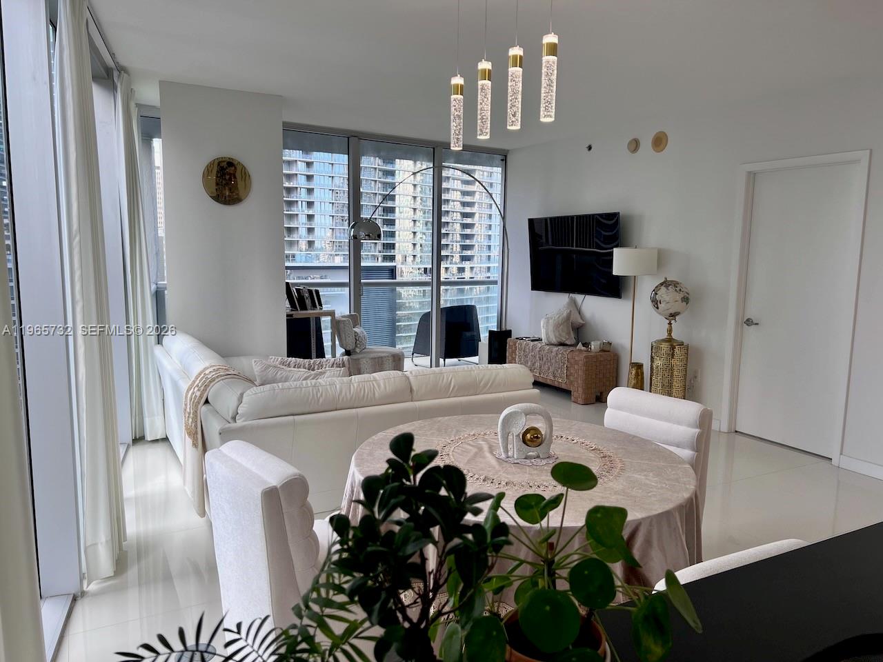 ICON BRICKELL CONDO NO 1 - Residential