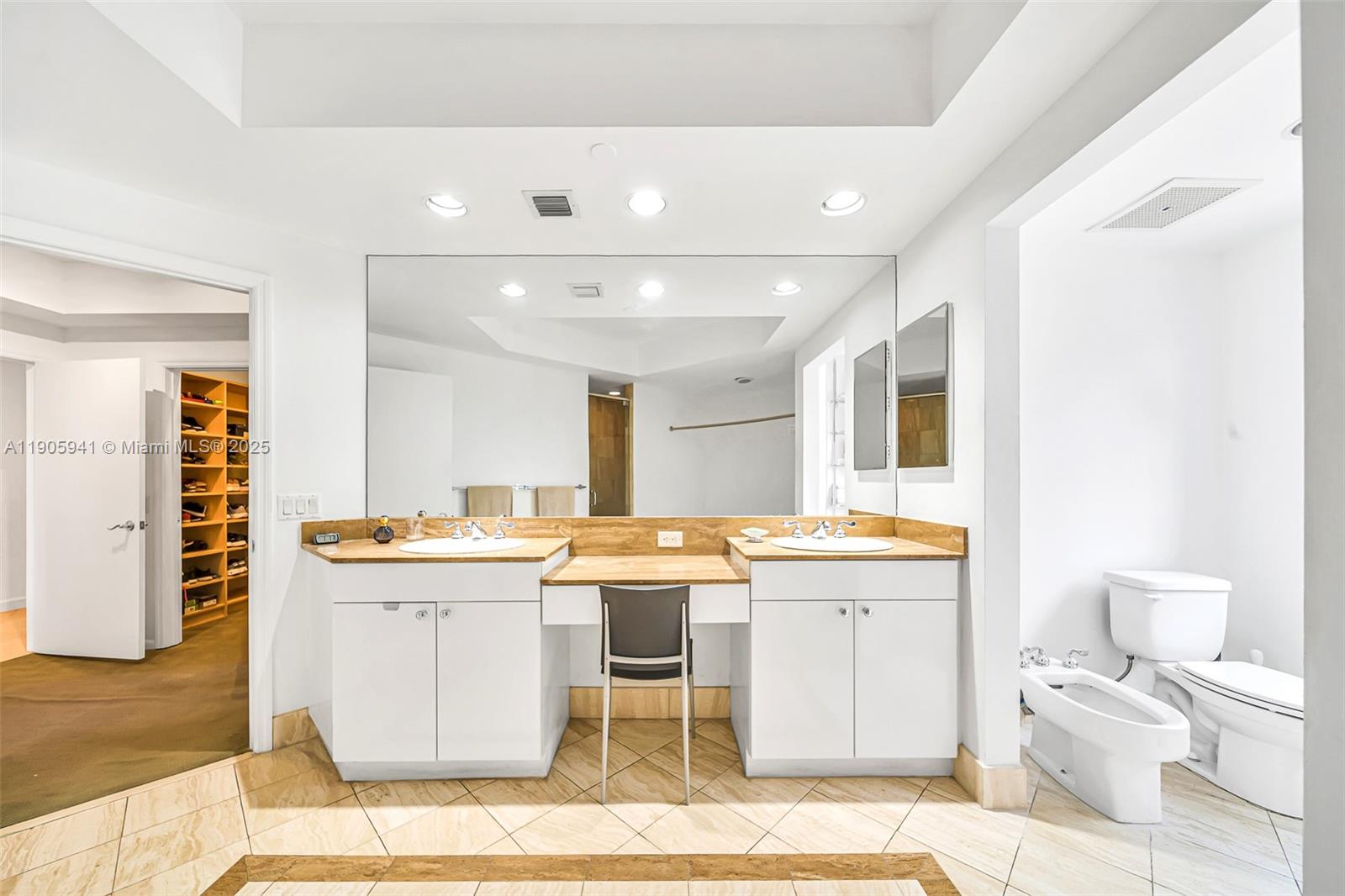 ATLANTIC III AT THE POINT - Residential