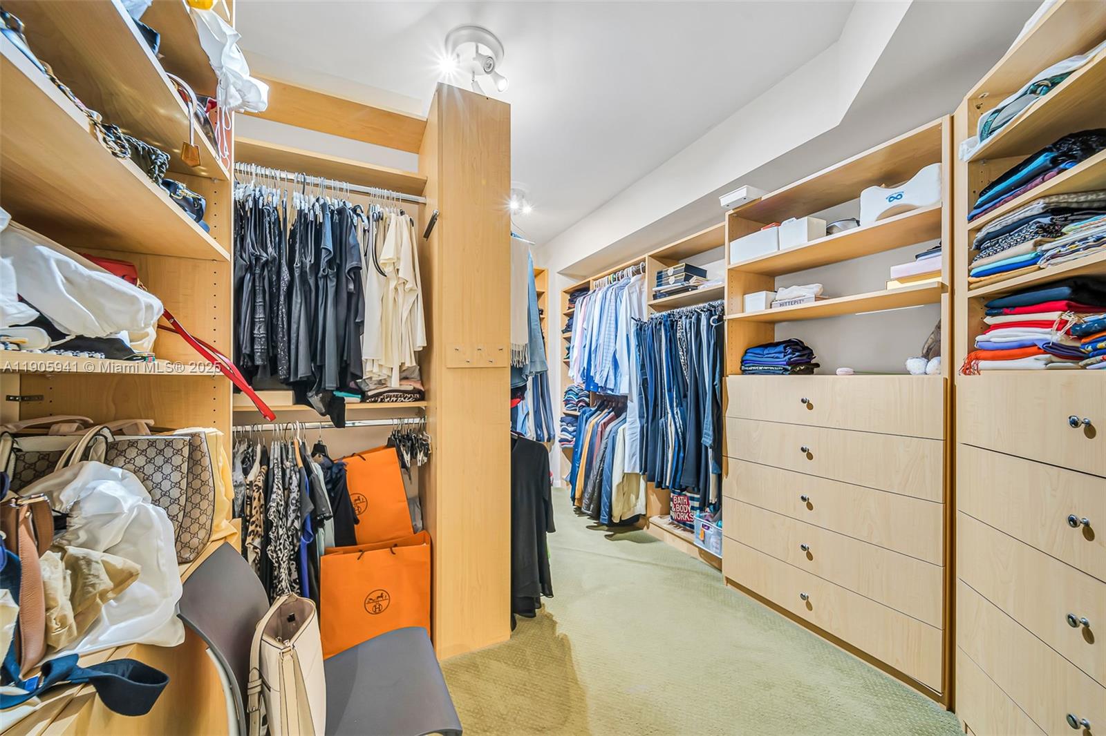 ATLANTIC III AT THE POINT - Residential