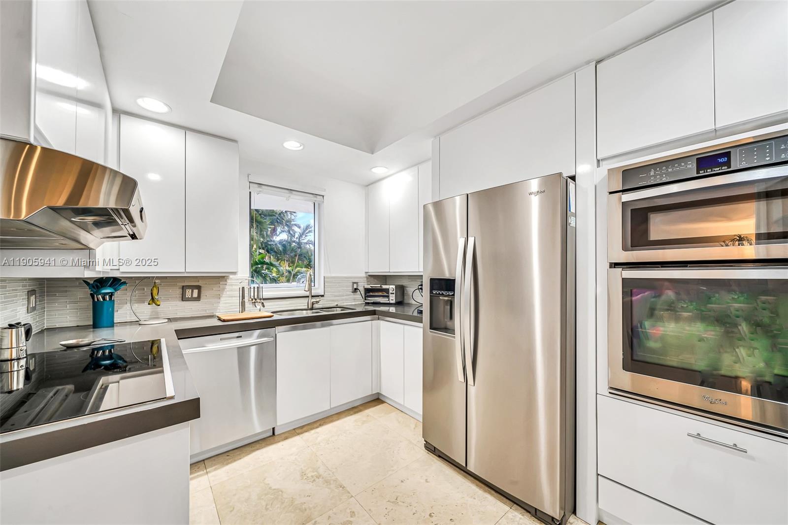 ATLANTIC III AT THE POINT - Residential