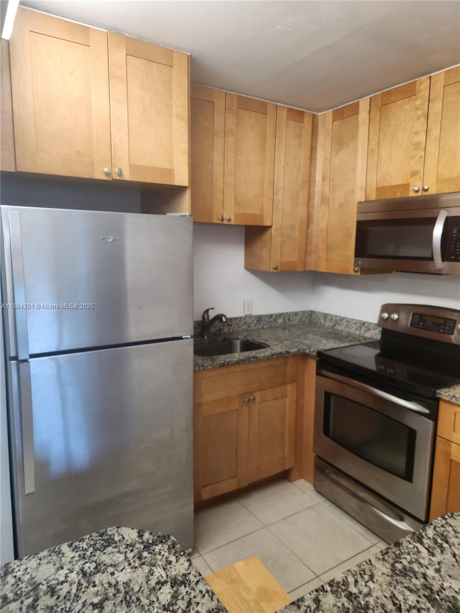 Century Village east - Residential Lease