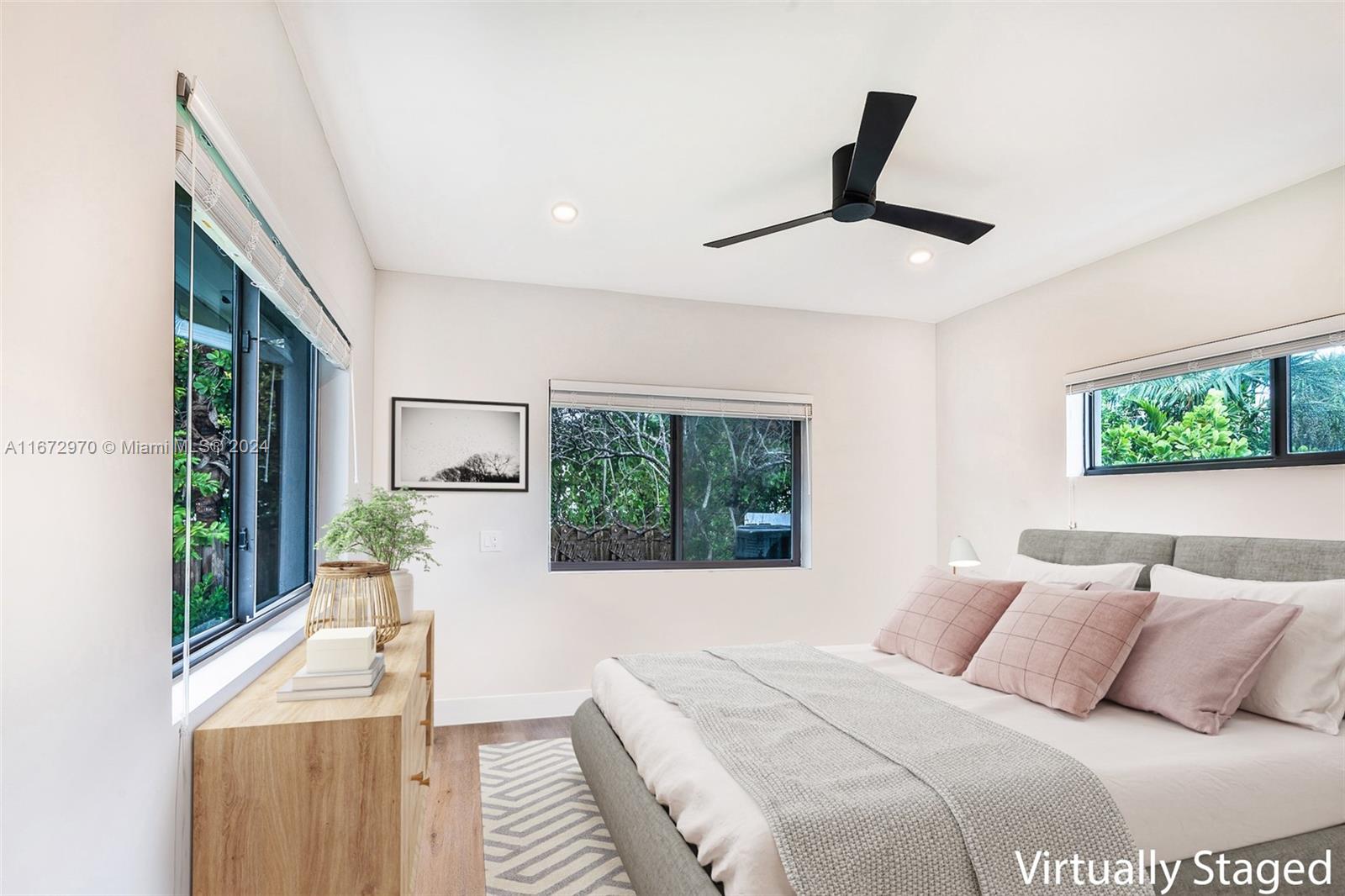 ALTOS DEL MAR NO 4 - Residential