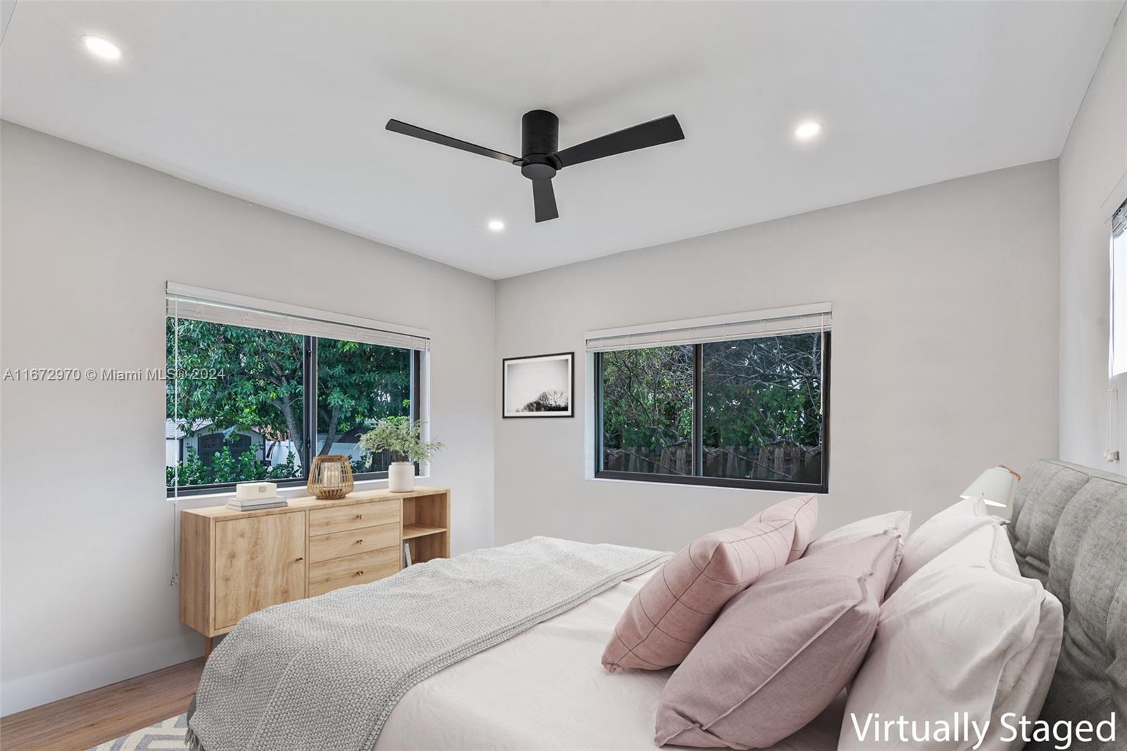 ALTOS DEL MAR NO 4 - Residential