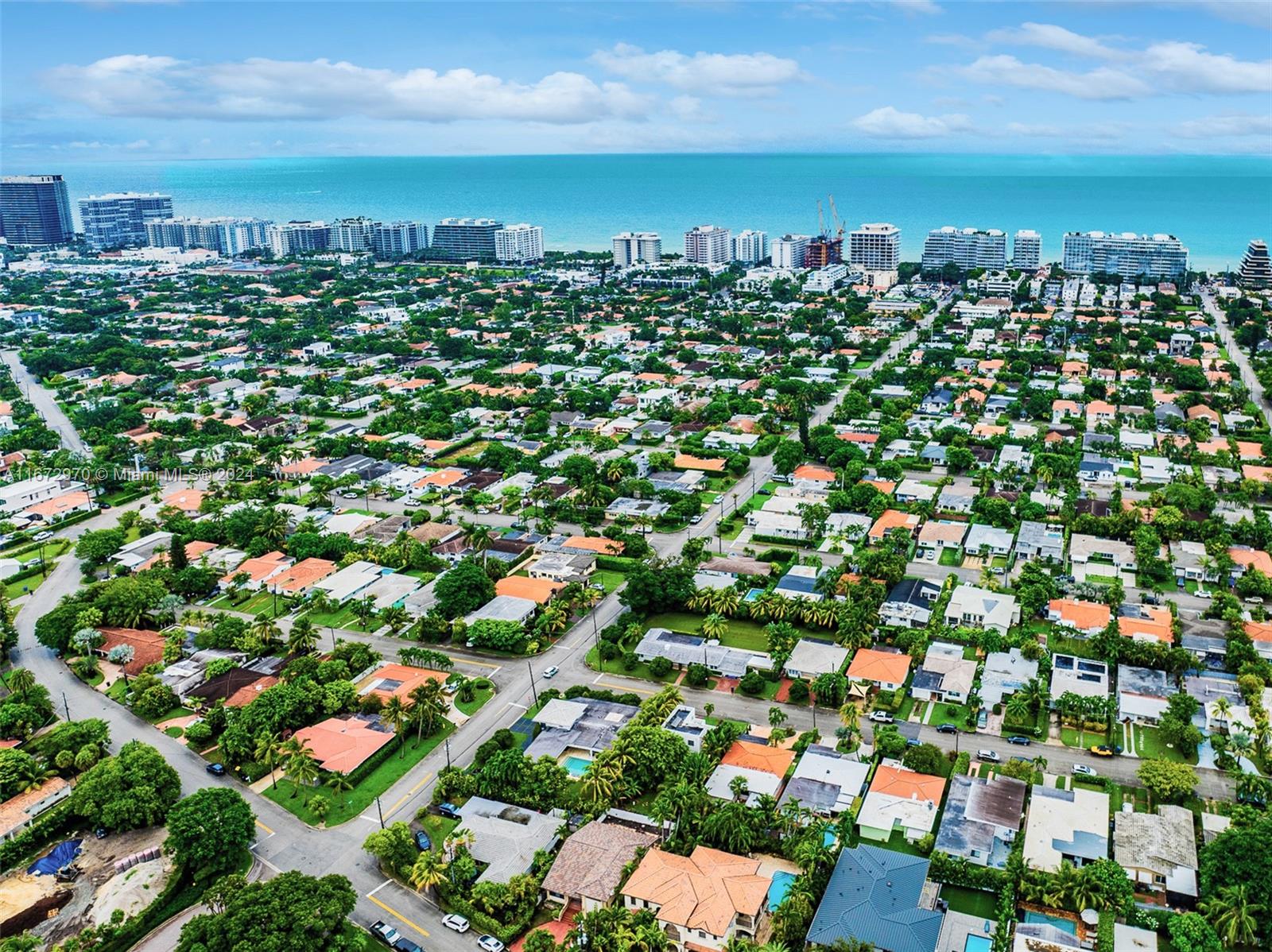 ALTOS DEL MAR NO 4 - Residential