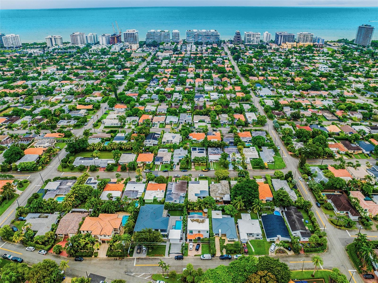 ALTOS DEL MAR NO 4 - Residential