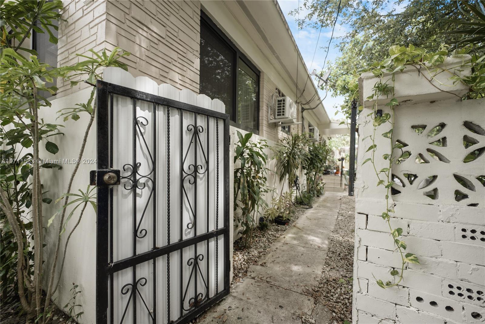 PETERS ADDN TO PRAMAR SUB - Residential Income