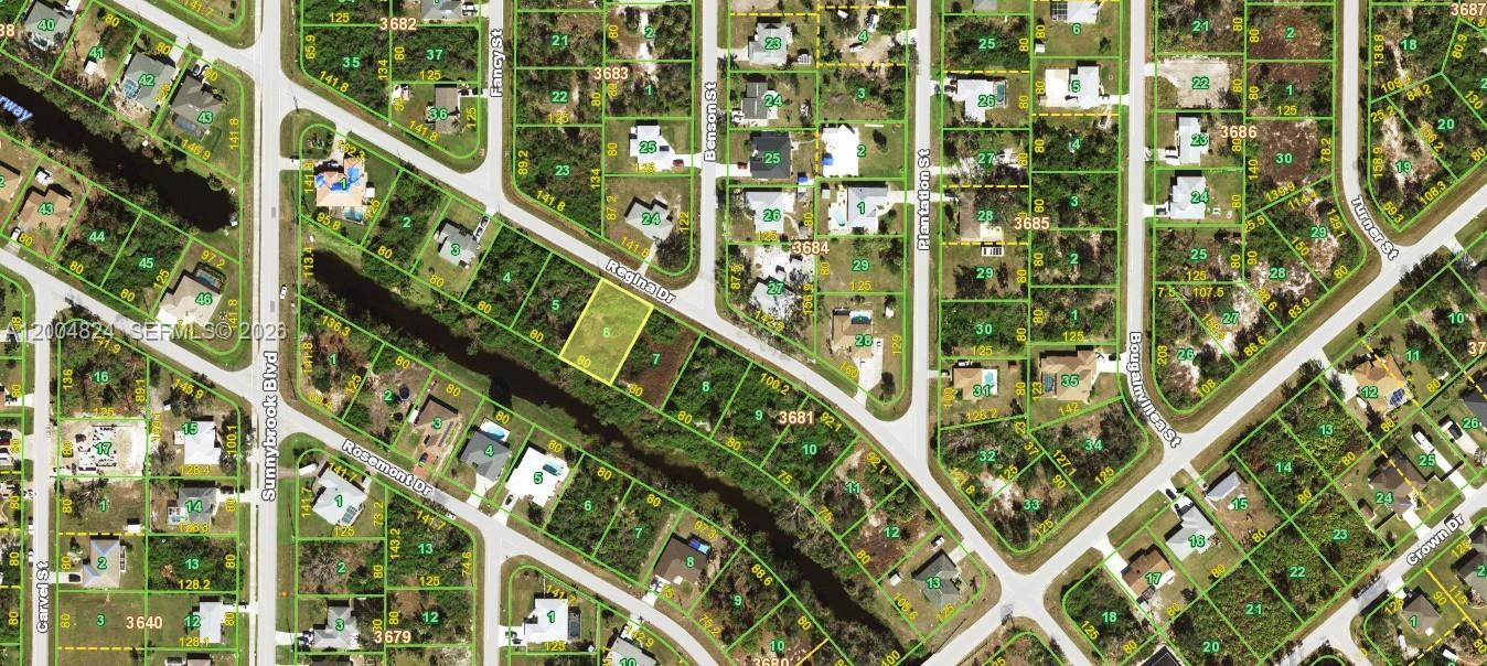 Port Charlotte - Land