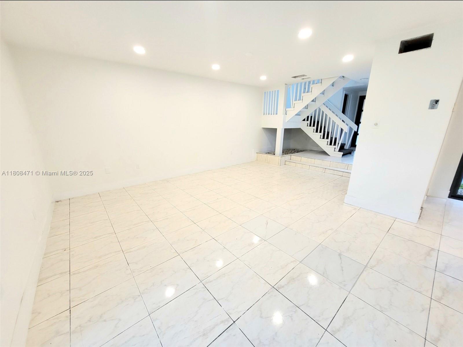 19530 Cypress Ct