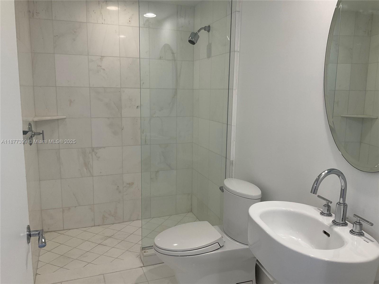 ARTECH RESIDENCES AT AVEN - Residential Lease