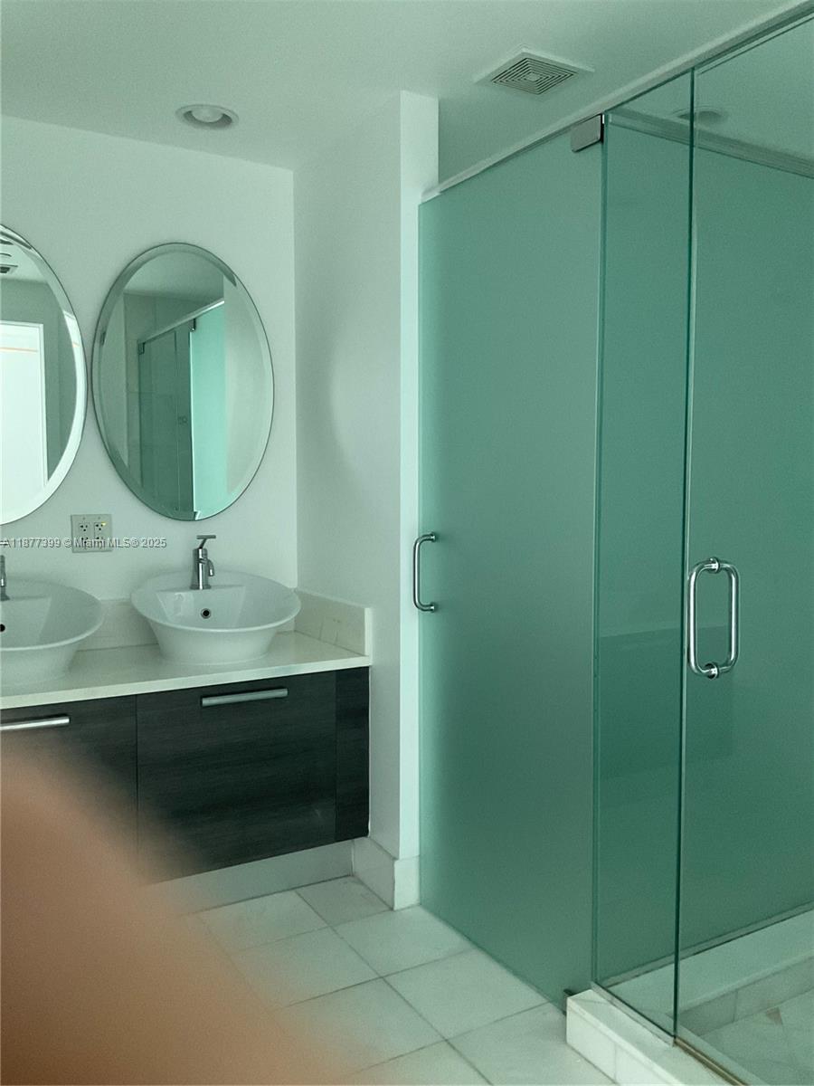 ARTECH RESIDENCES AT AVEN - Residential Lease