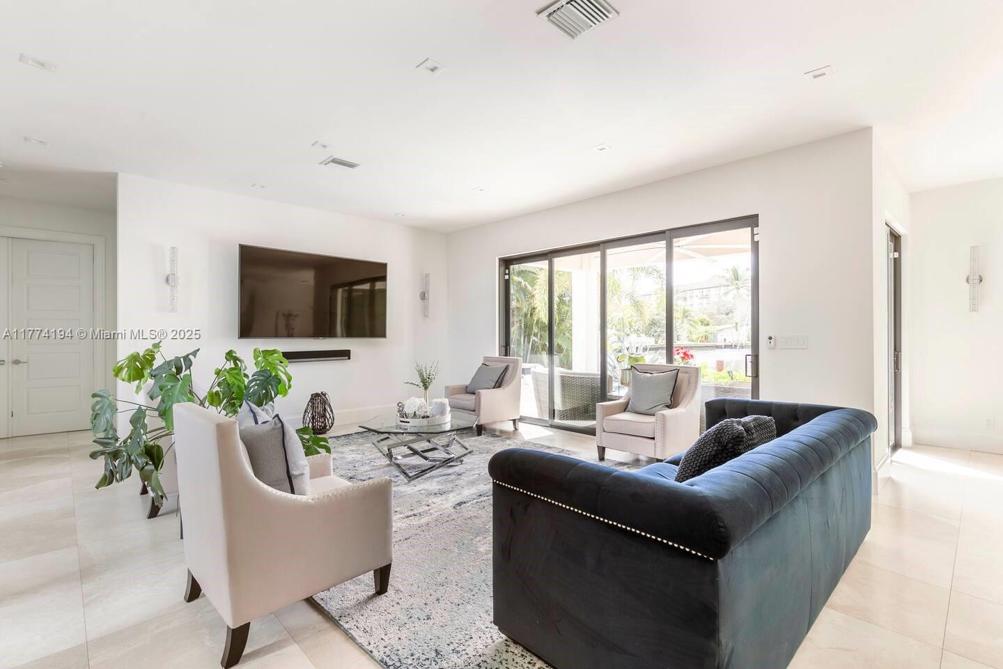 MIDDLE RIVER ESTATES - Residential Lease