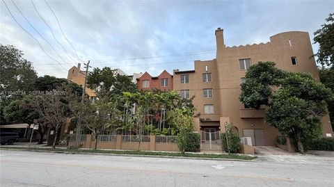 2630 SW 28th St 3 Miami FL 33133