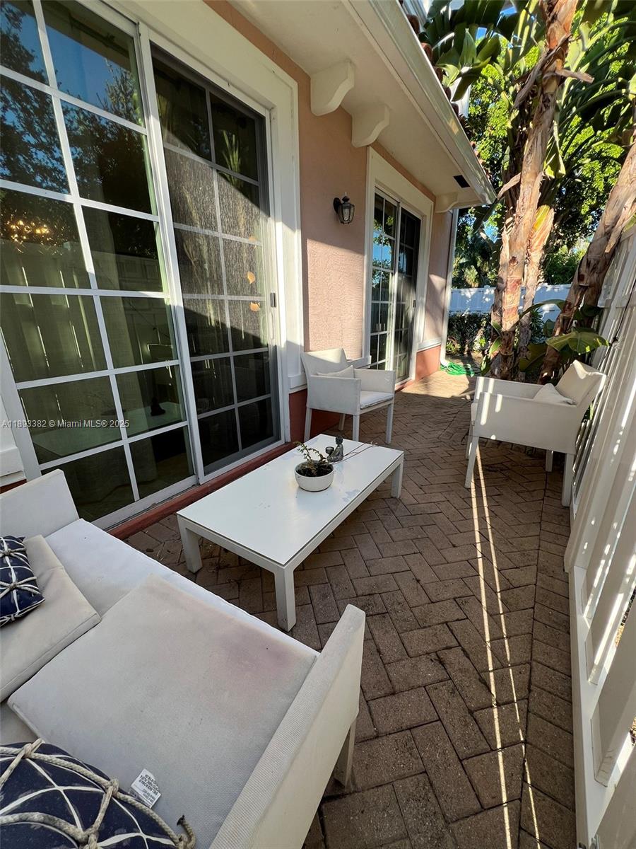 Santa Barbara Villas - Residential
