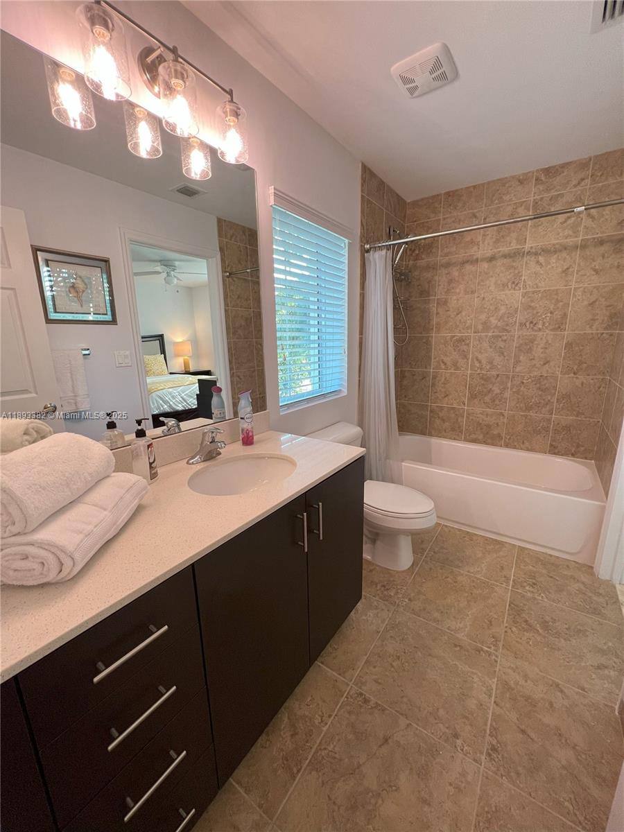 Santa Barbara Villas - Residential