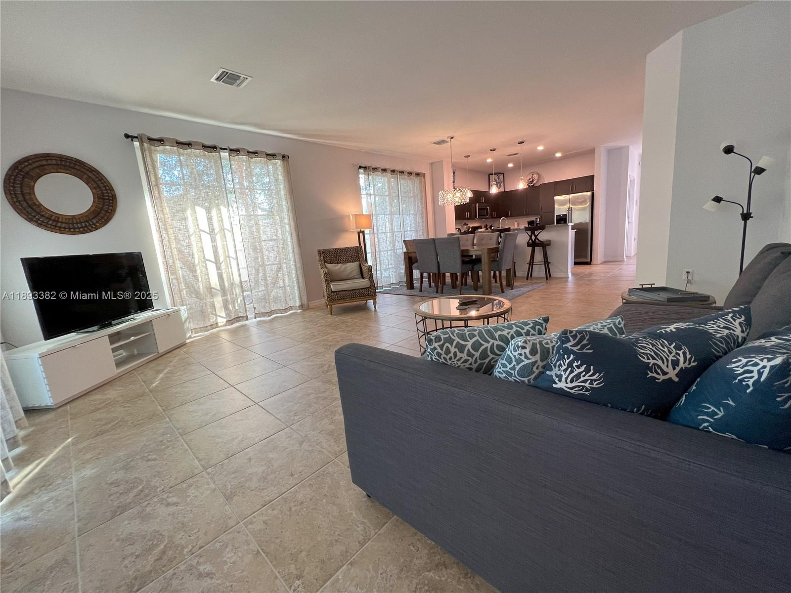 Santa Barbara Villas - Residential