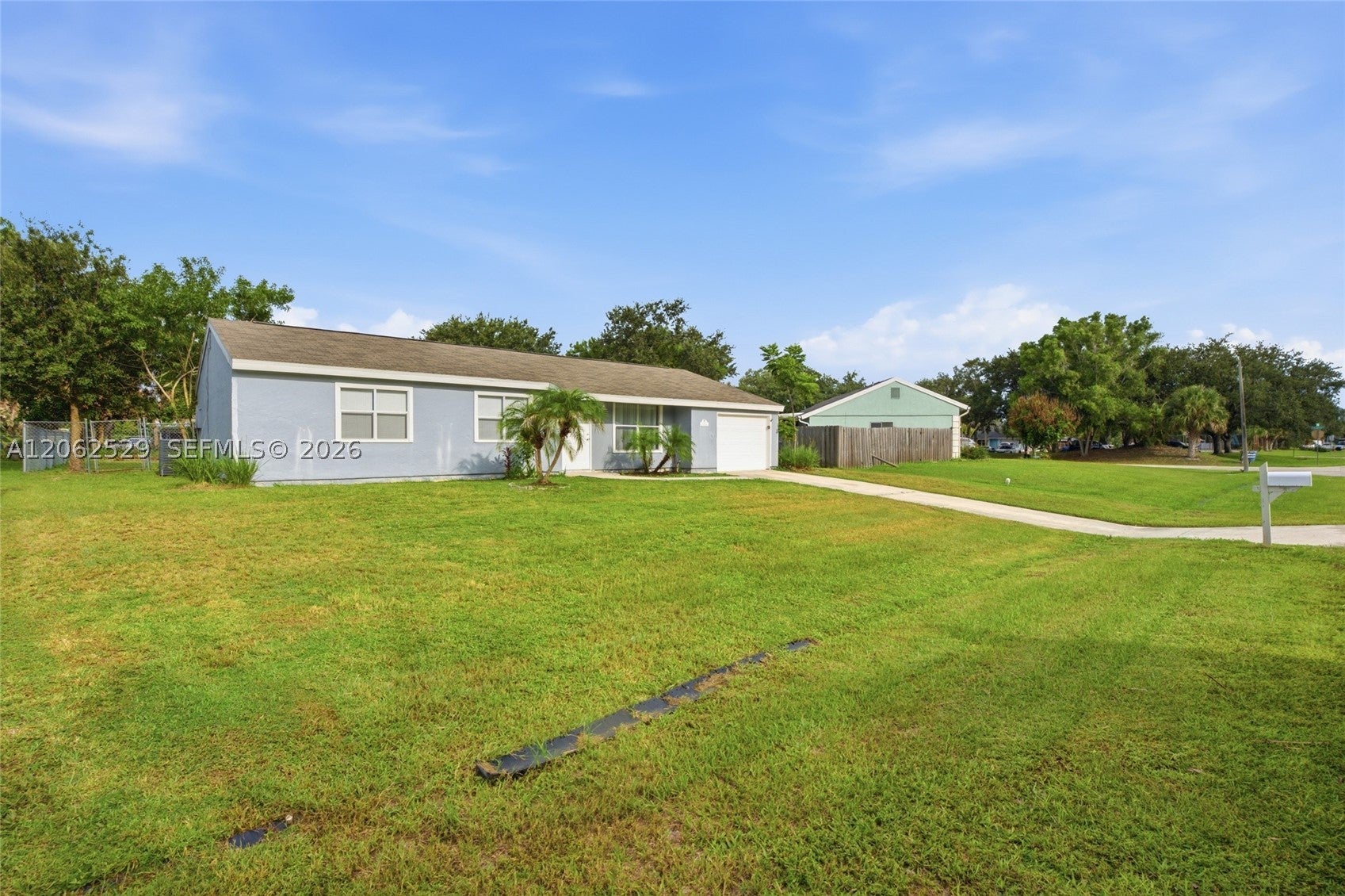 205 SW Kentwood Rd