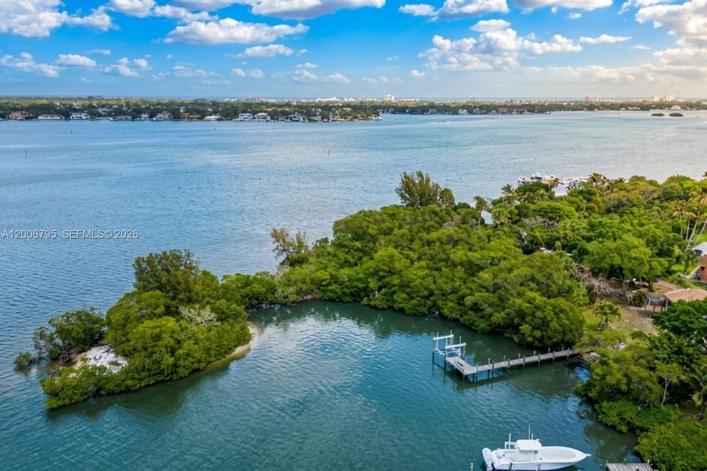 Photo of 18200 49 Terrace N, Jupiter, FL 33458 (MLS # A12006795)