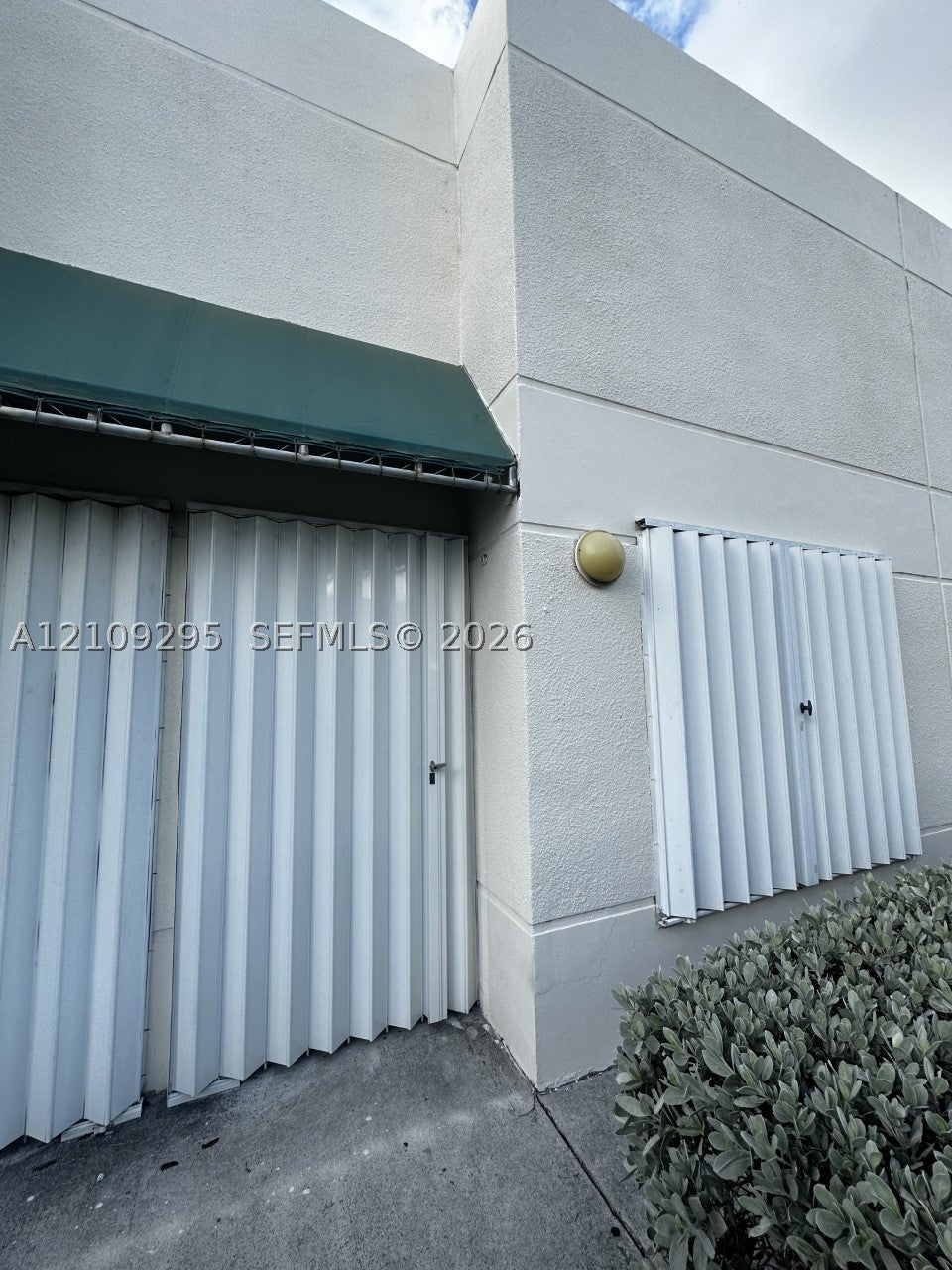 17304 Walker Ave 106