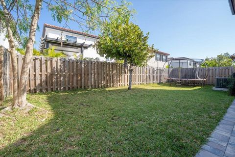 Tiny photo for 11765 SW 249th Ter, Homestead, FL 33032 (MLS # A11973477)
