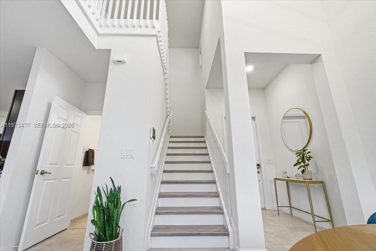 COCO PALM ESTATES - Residential