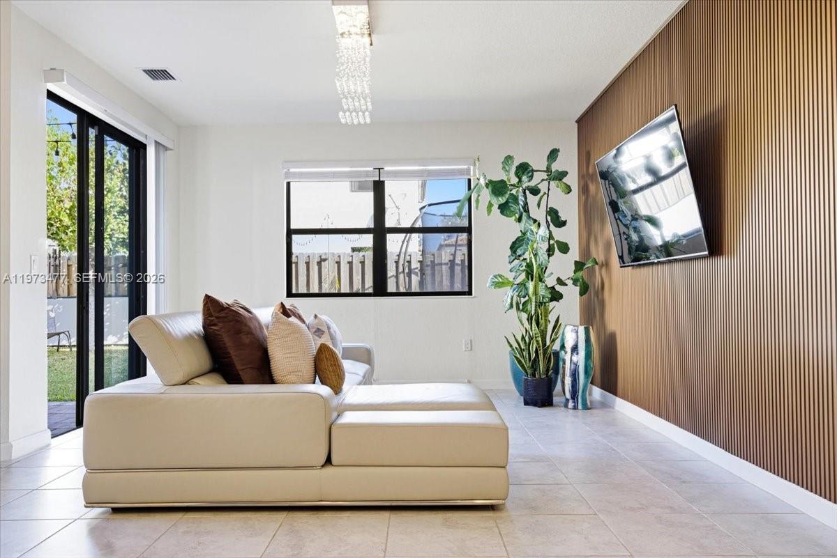 COCO PALM ESTATES - Residential