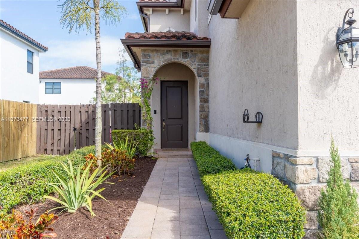 COCO PALM ESTATES - Residential