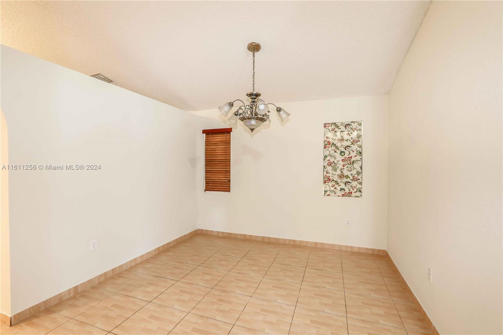 Photo 6 of 27 of 21532 SW 88th Pl house