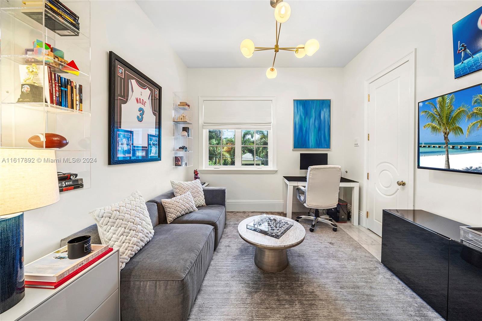 PONCE GATE - Residential