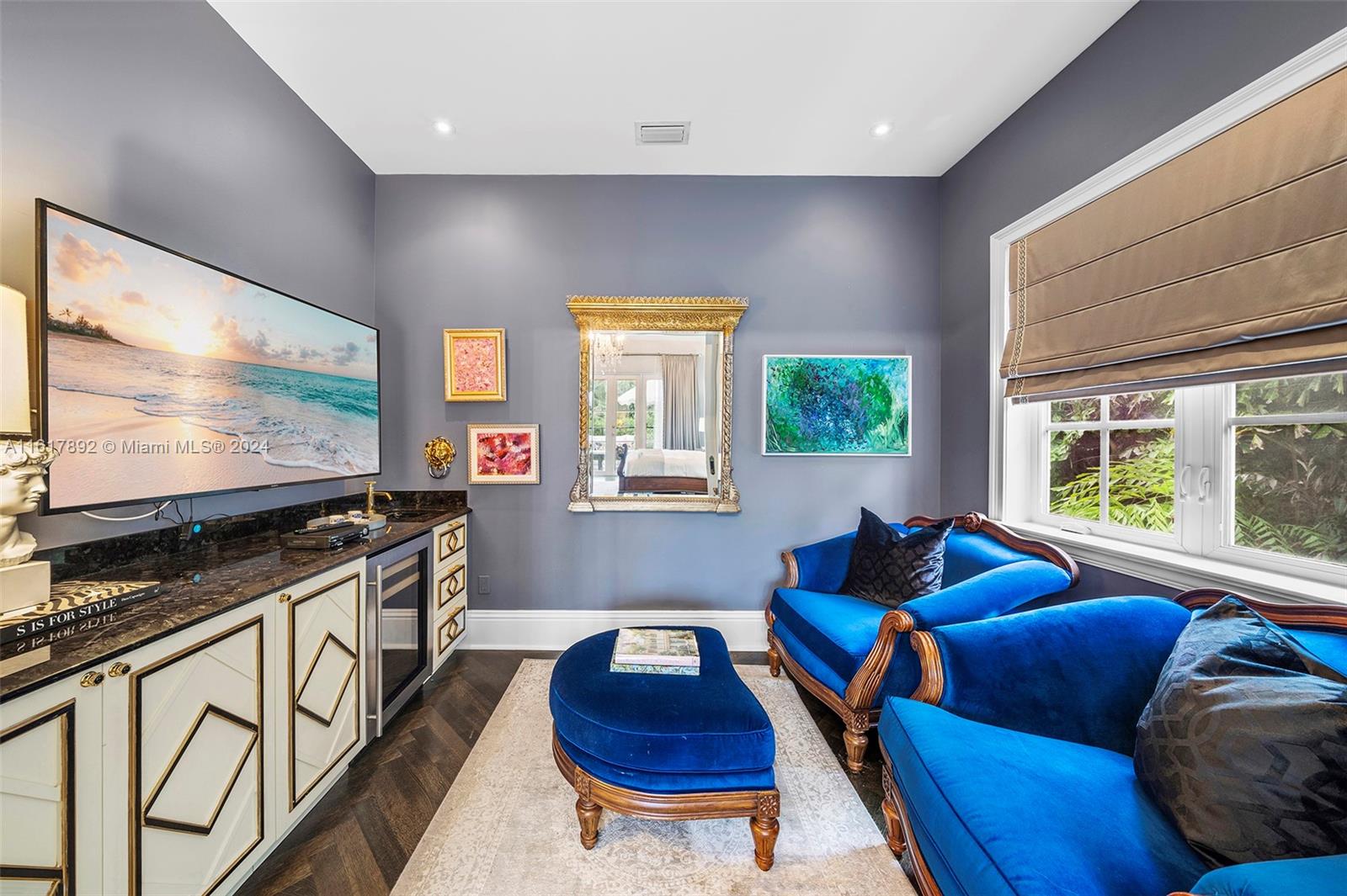 PONCE GATE - Residential