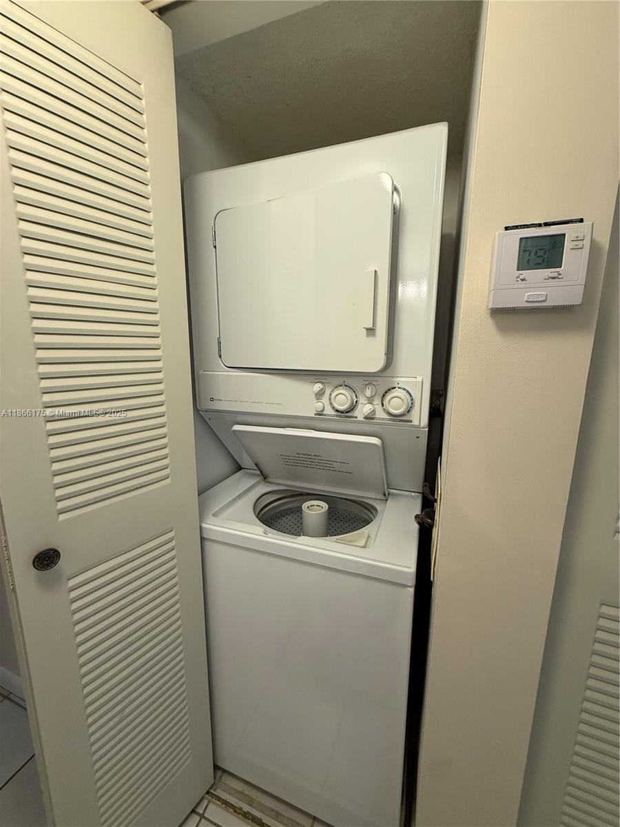 WATERSIDE VILLAGE OF PALM - Residential