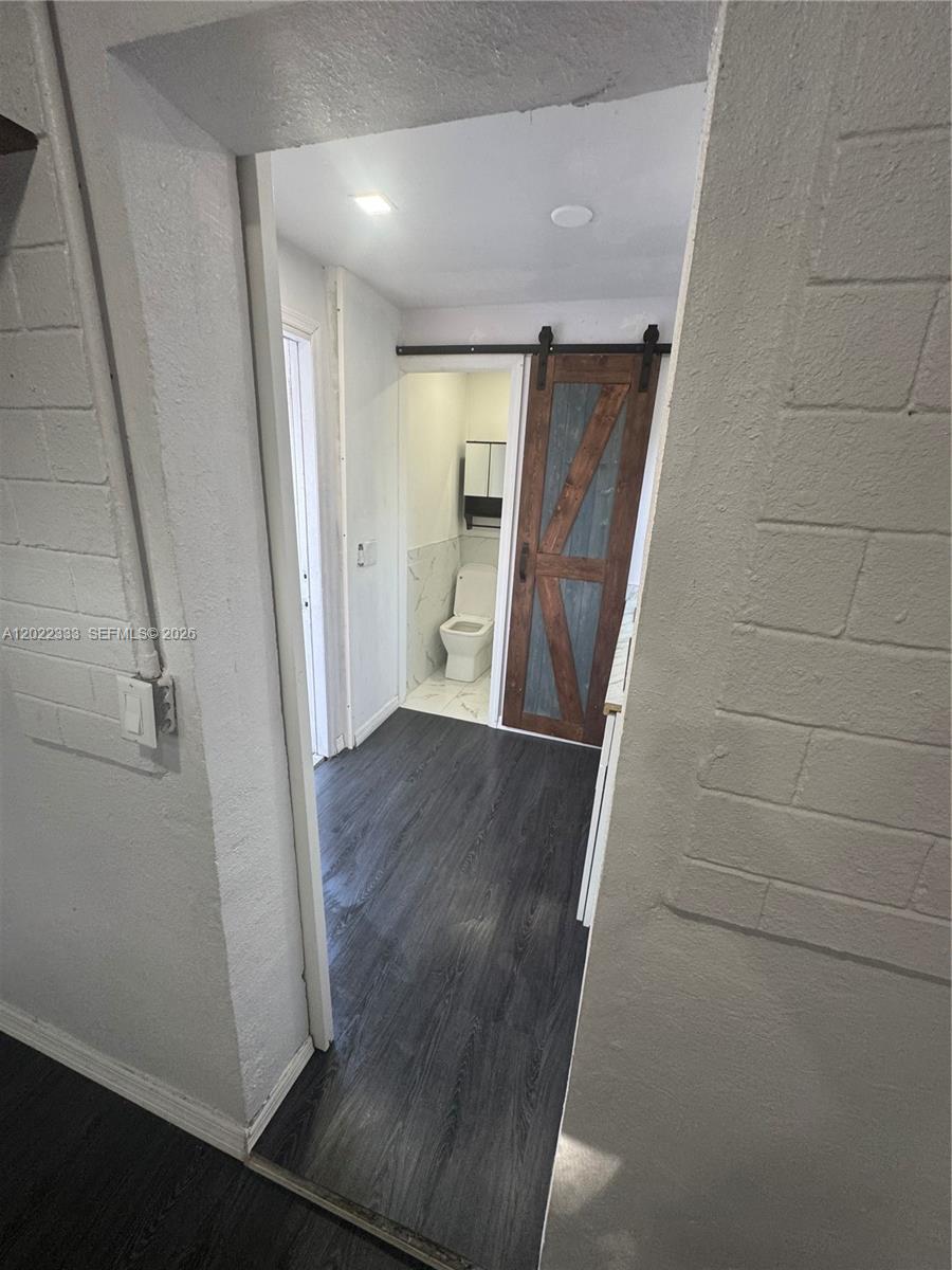 BISCAYNE HIGHLANDS - Residential Income