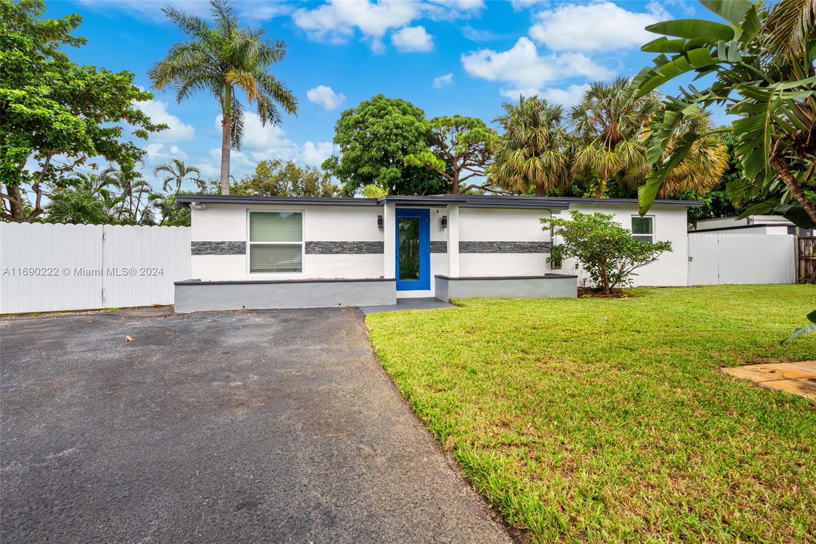 1899 NE 49th Ct