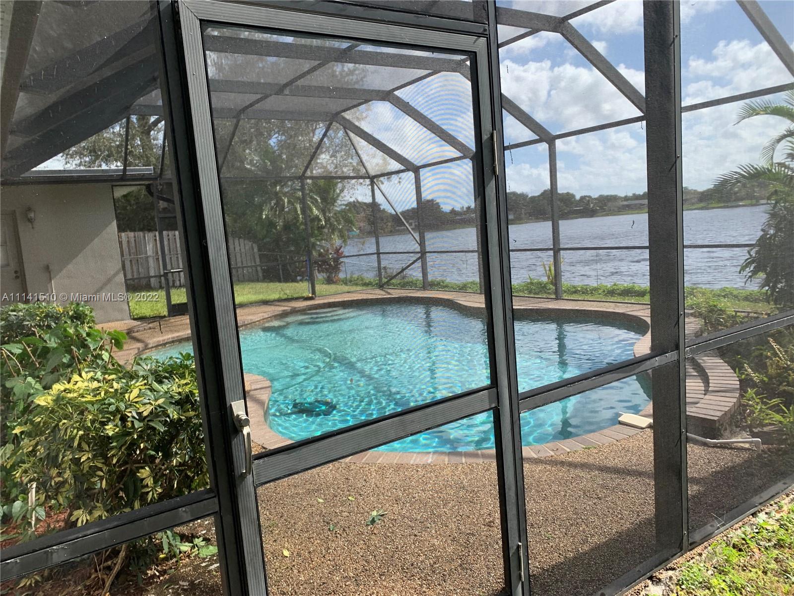 PASADENA LAKES SOUTH - Residential Lease