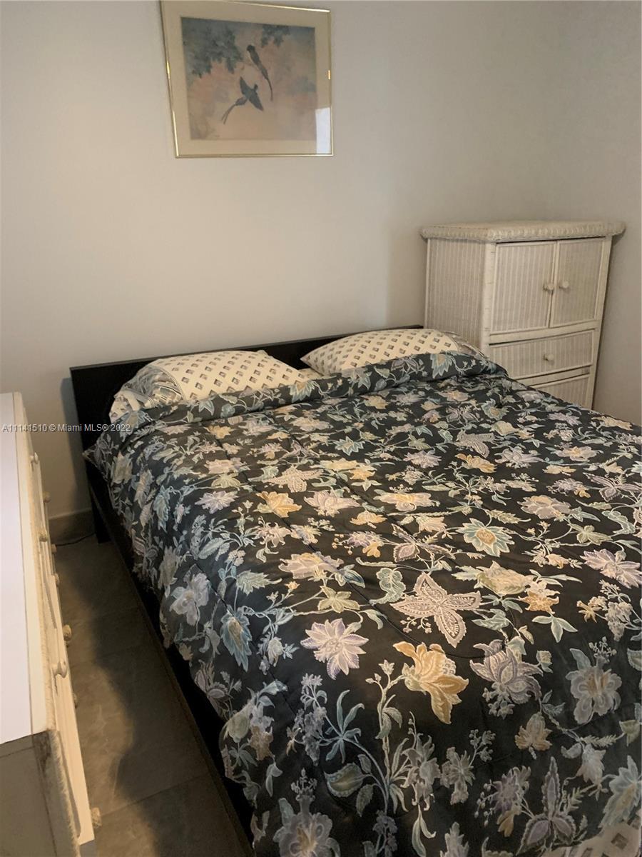 PASADENA LAKES SOUTH - Residential Lease