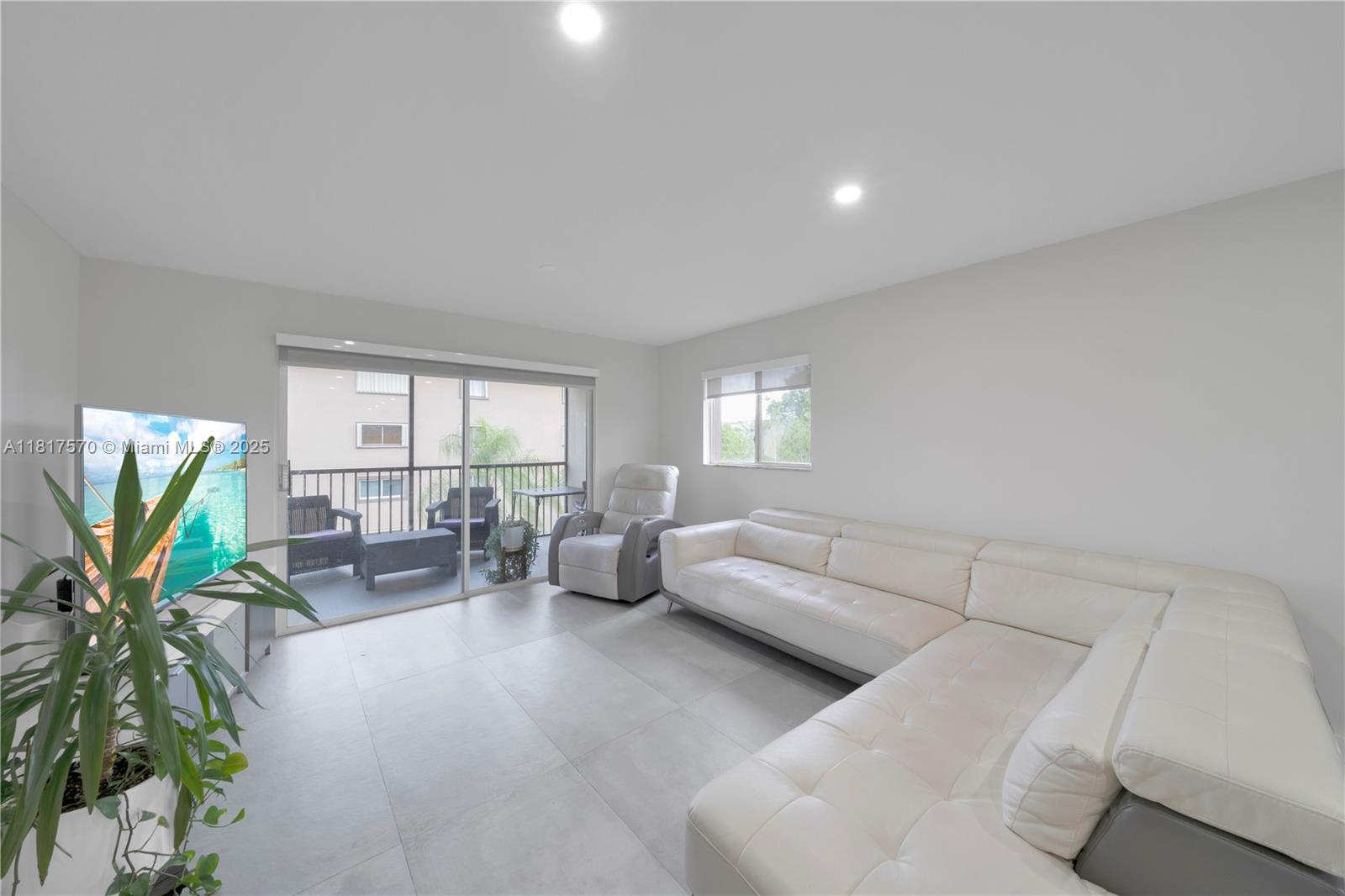 FALMOUTH - Residential