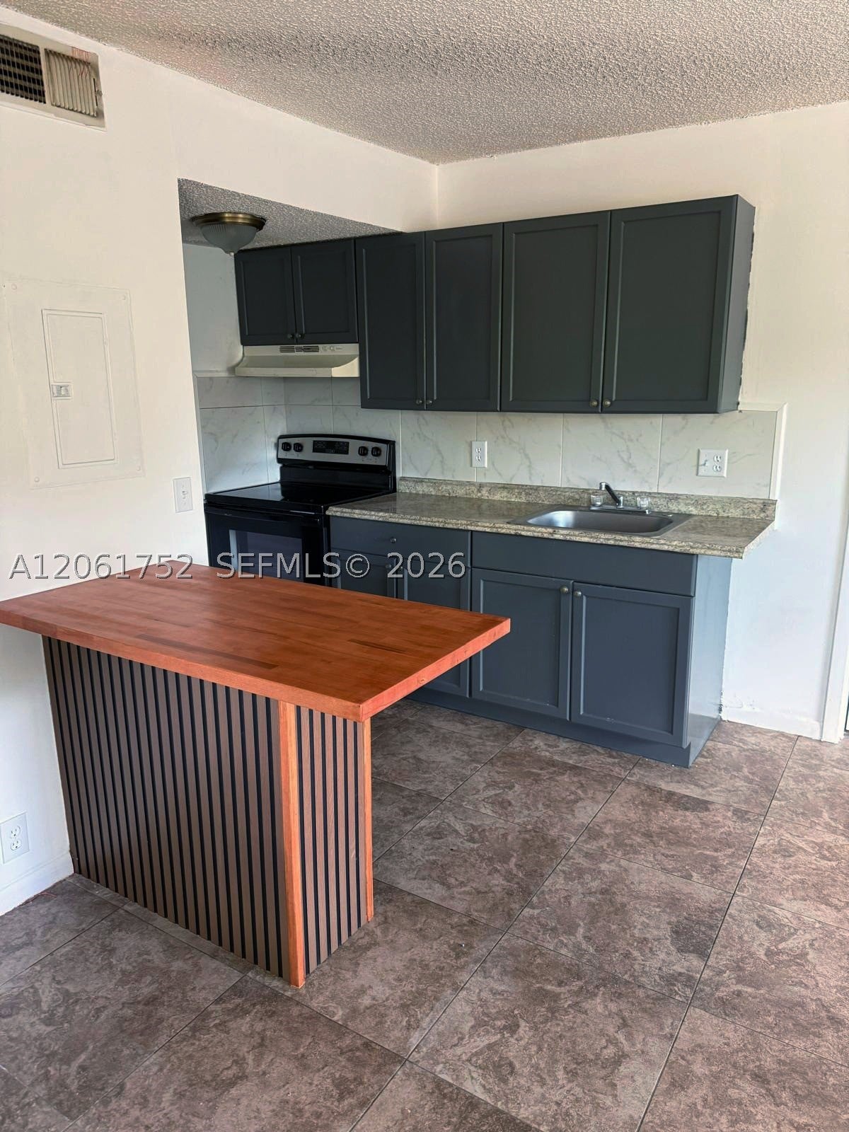 2070 NW 43rd Ter 6