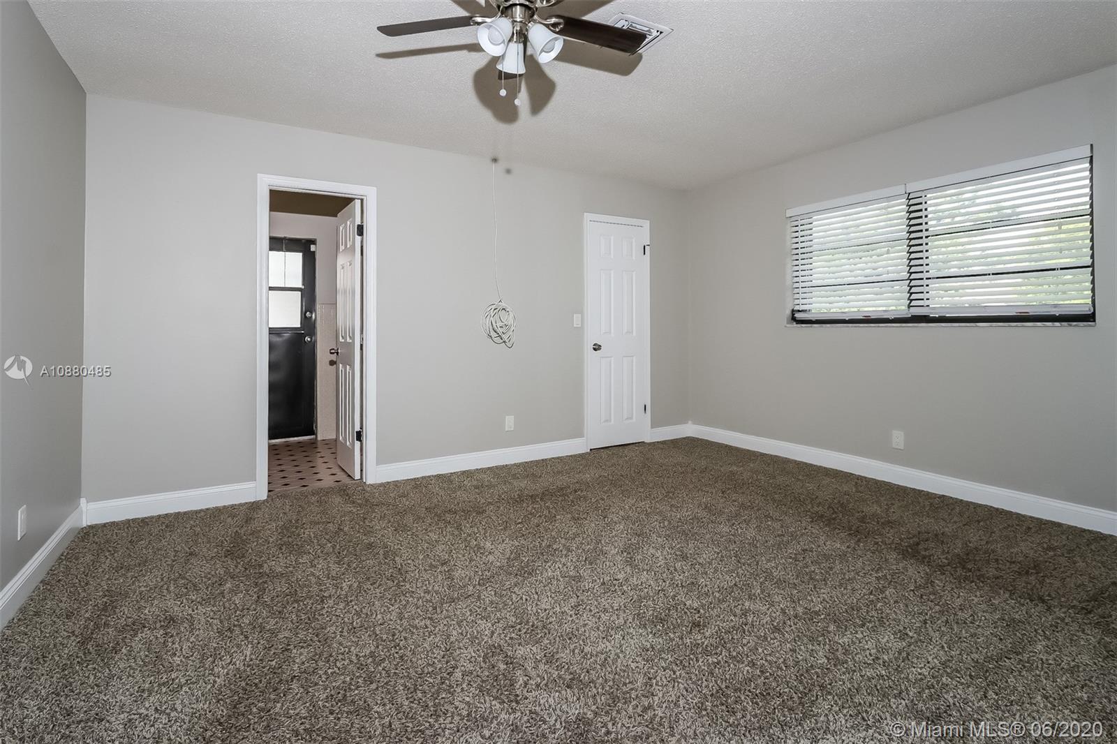 SOUTH SHORE 1 OF WELLINGT - Residential Lease