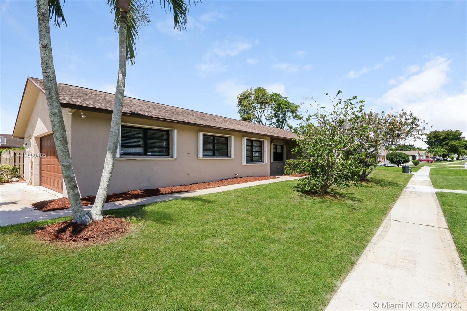 SOUTH SHORE 1 OF WELLINGT - Residential Lease