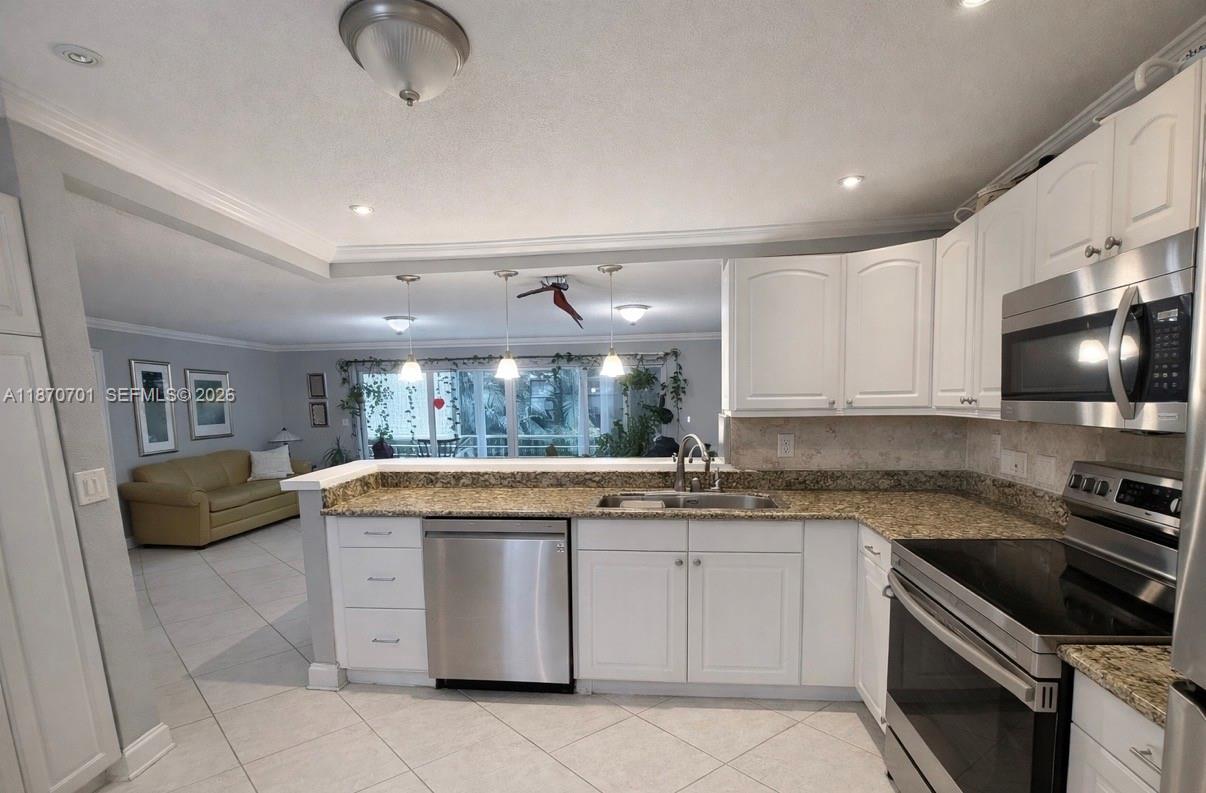 FAIRWAYS NORTH CO-OP - Residential