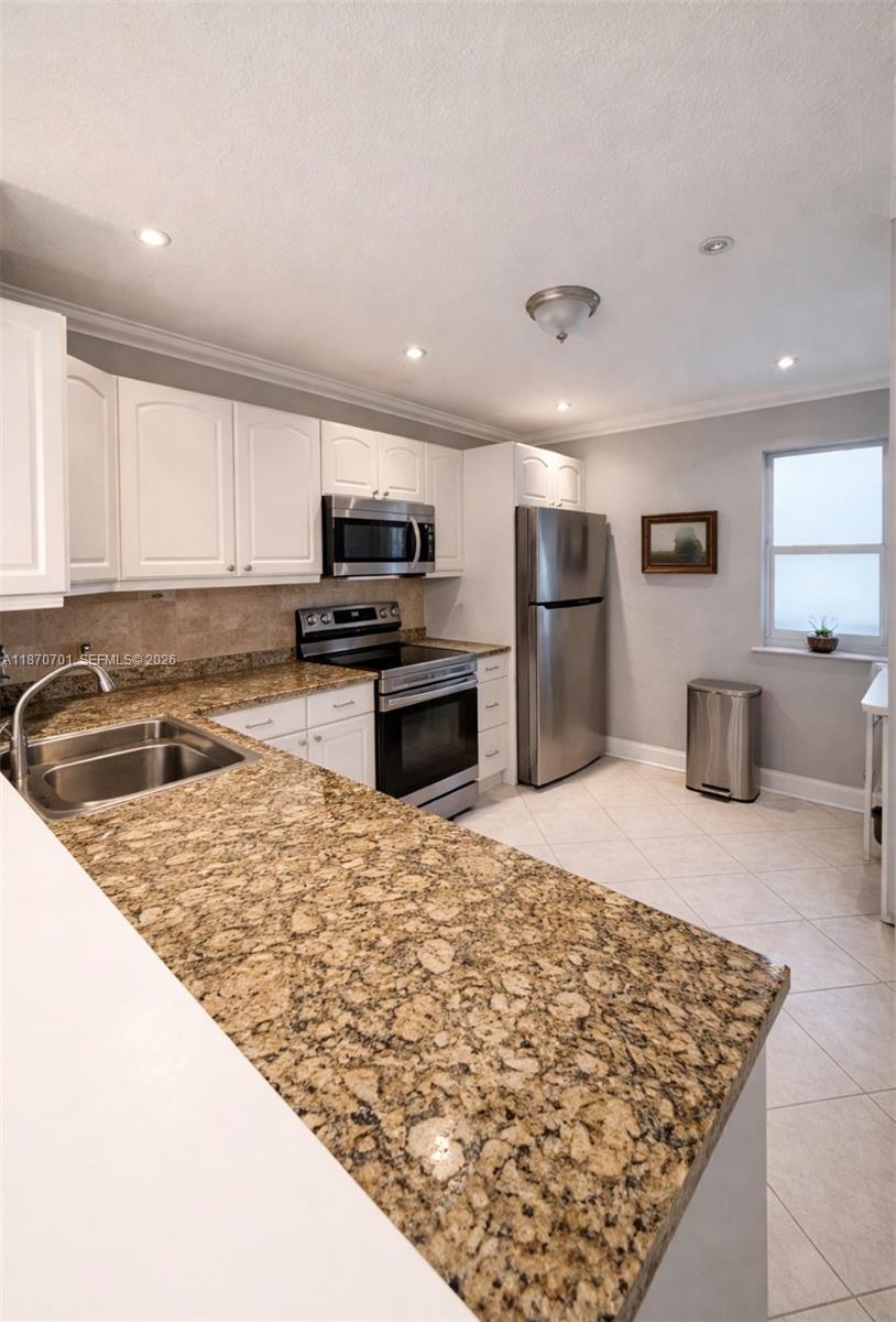 FAIRWAYS NORTH CO-OP - Residential