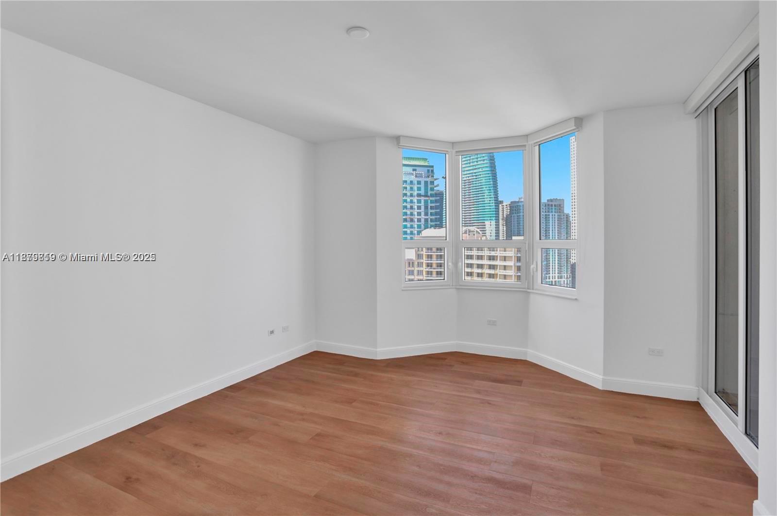 808 Brickell Key Dr 3105