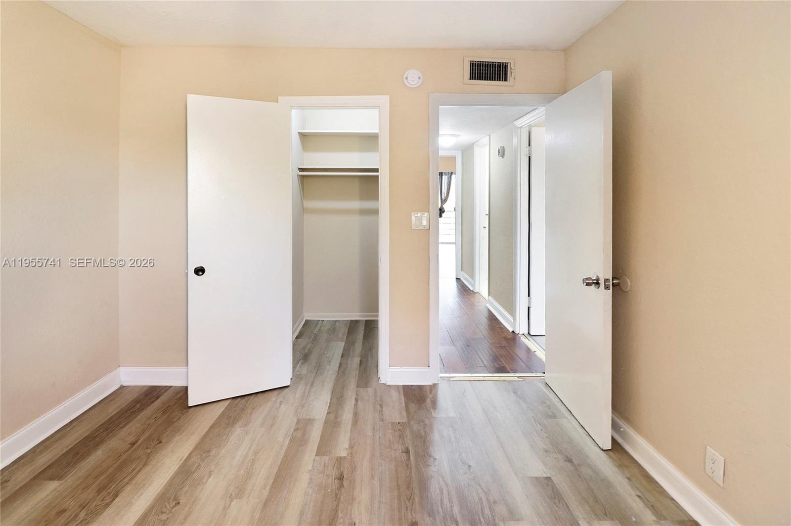 SUNRISE TOWNE PREFERRED 4 - Residential